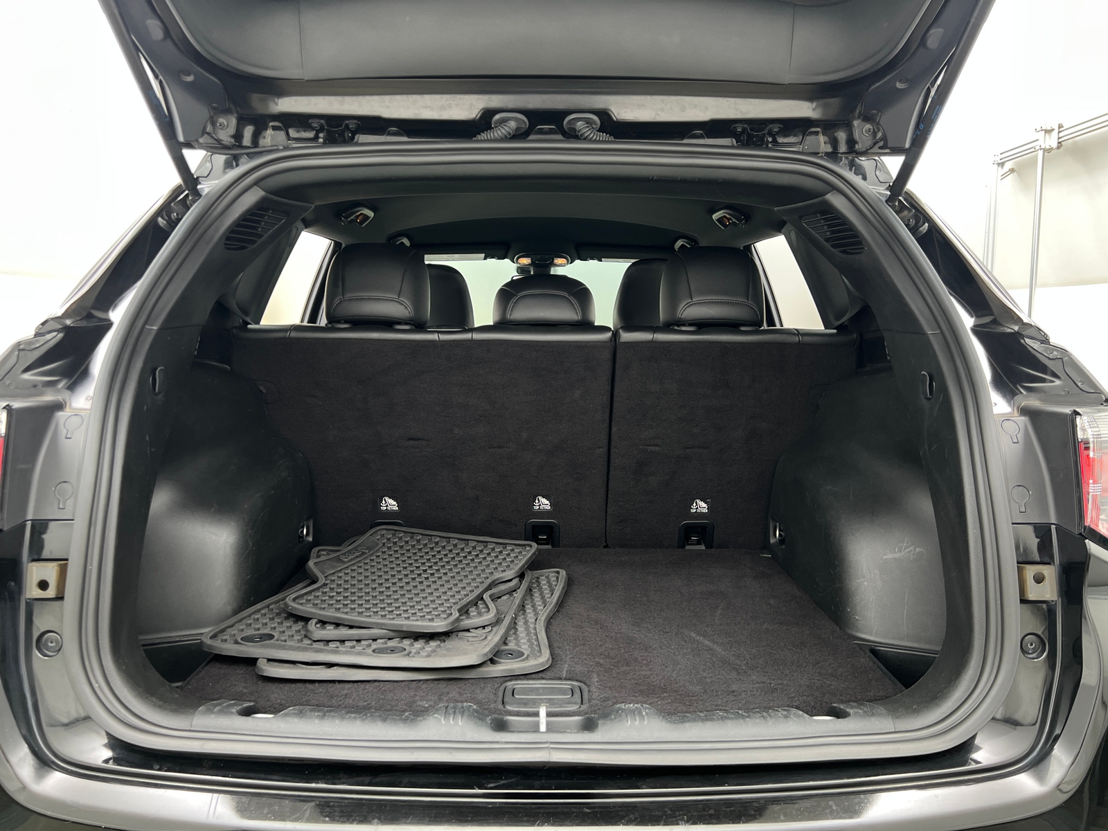 Thumbnail: 2024 Jeep Compass - 6