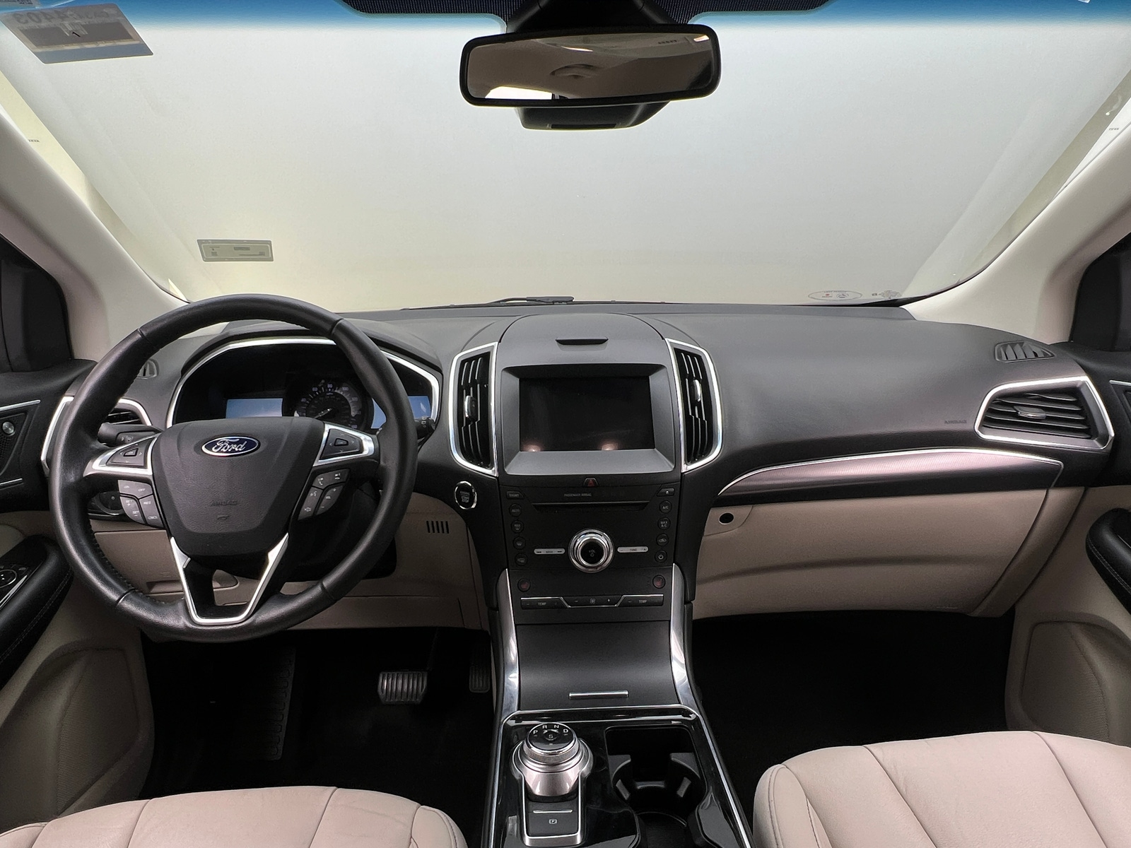 Thumbnail: 2019 Ford Edge - 2