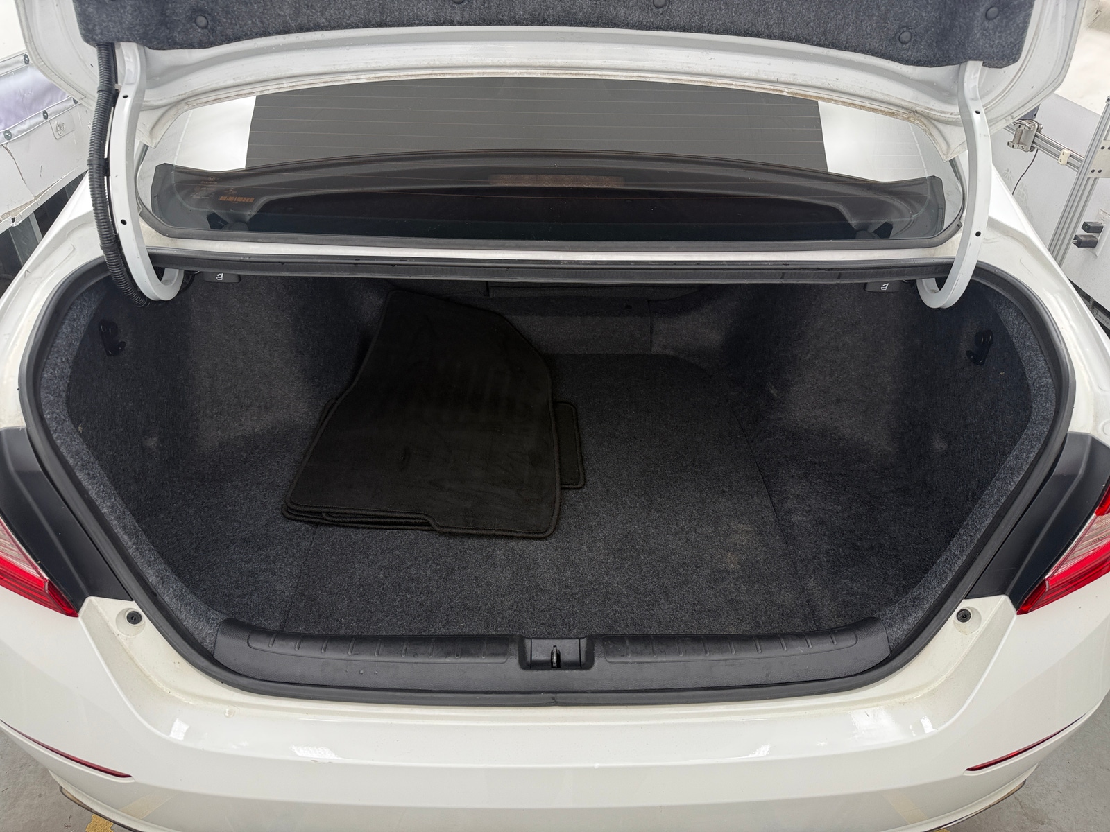 Thumbnail: 2022 Honda Accord - 6