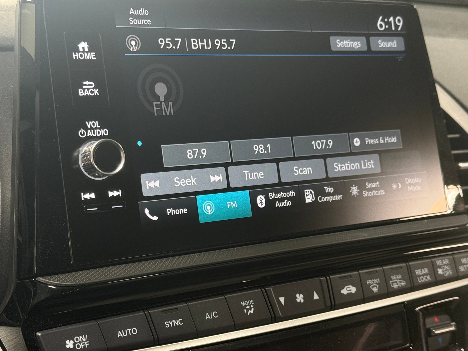 Thumbnail: 2025 Honda Odyssey - 3