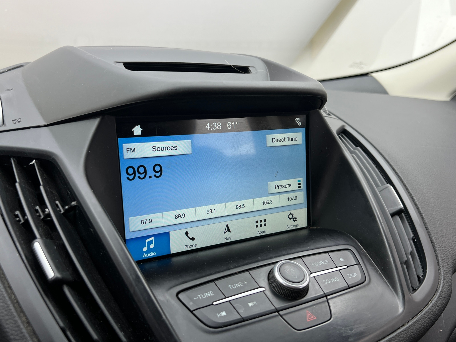 Thumbnail: 2018 Ford Escape - 3