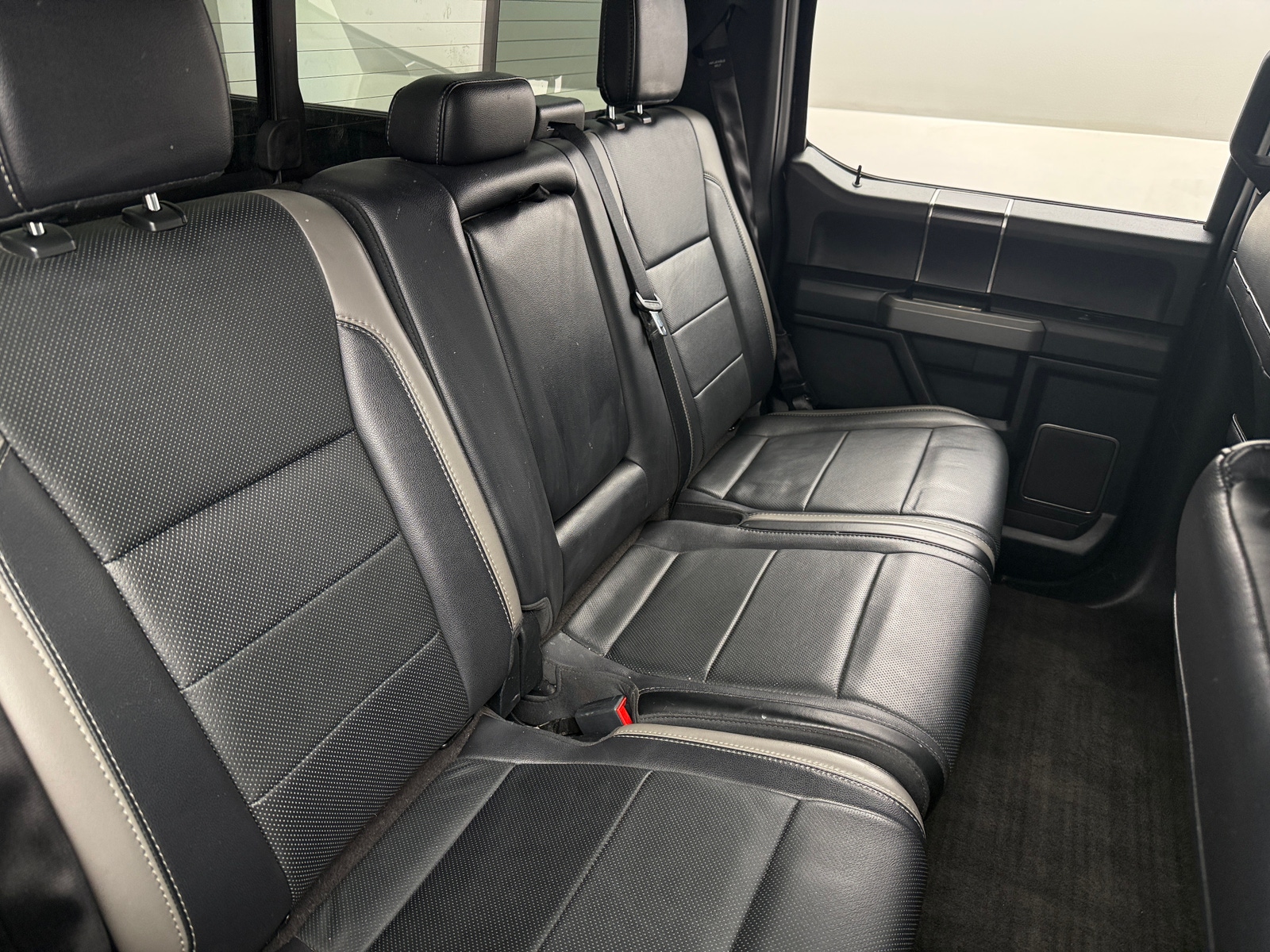 Thumbnail: 2018 Ford Econoline - 5