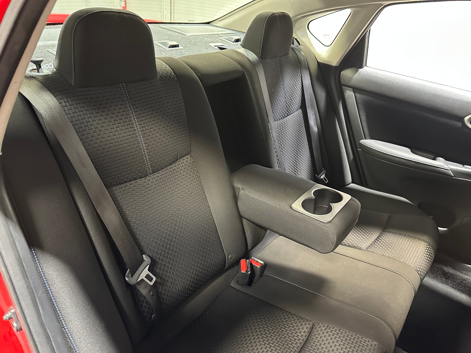 Thumbnail: 2017 Nissan Sentra - 6