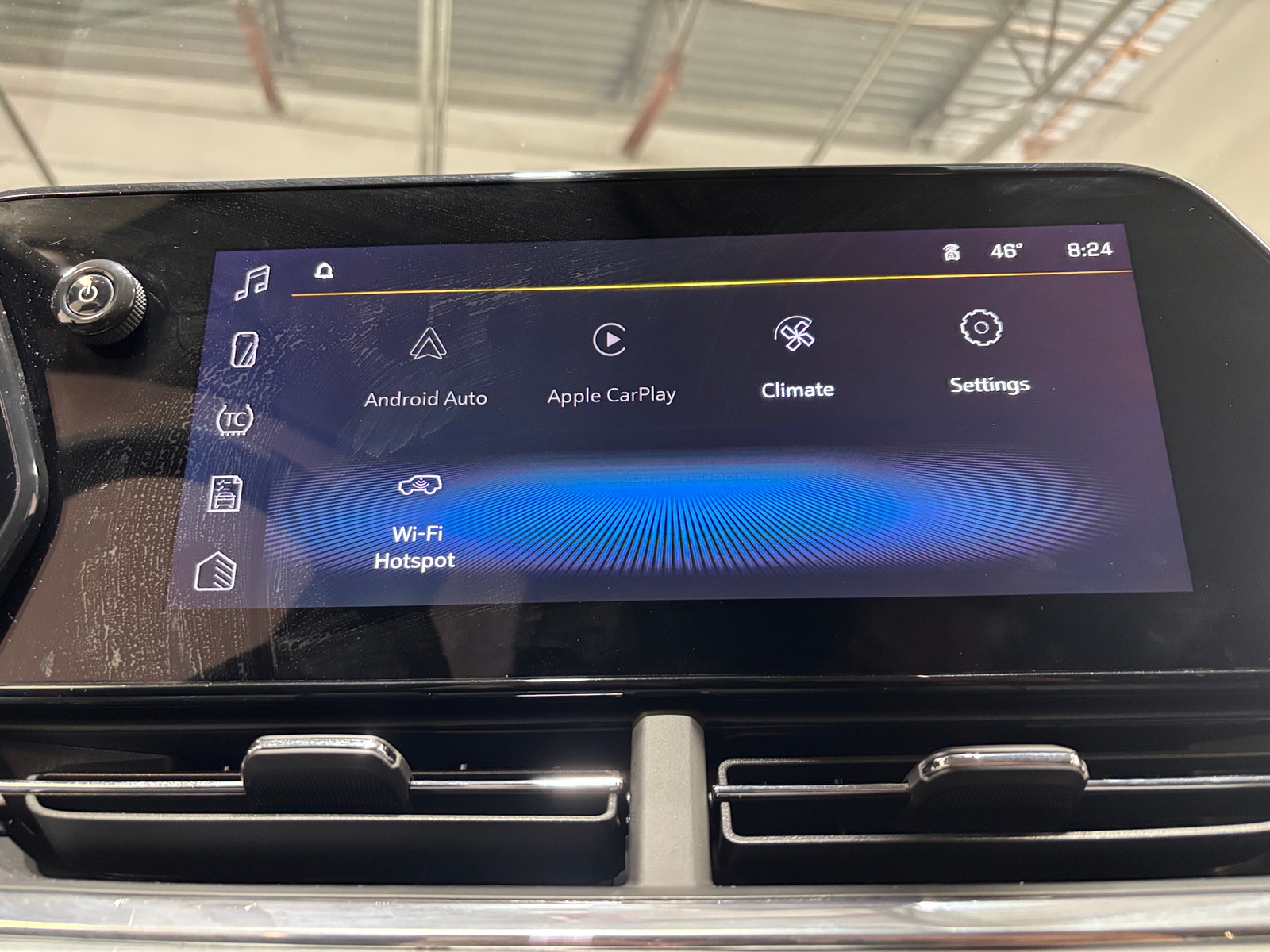 Thumbnail: 2025 Chevrolet Trax - 4