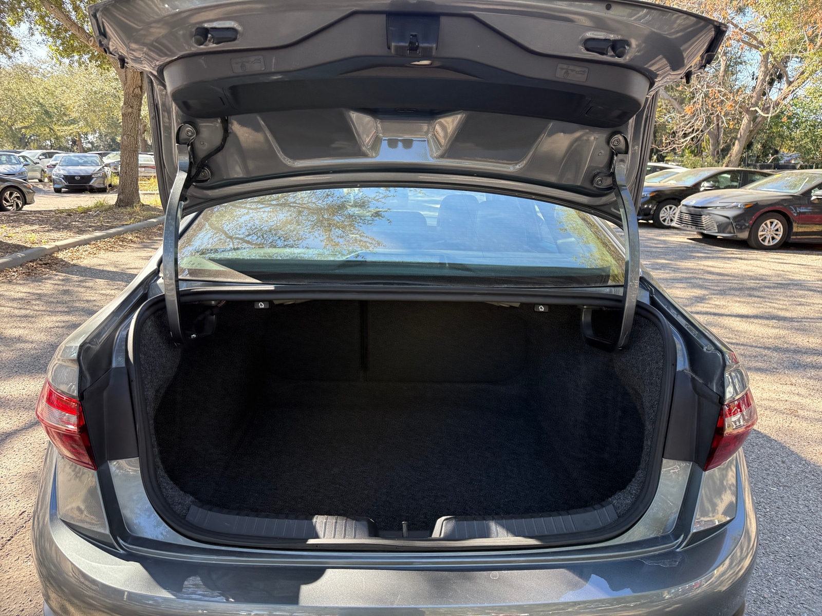 Thumbnail: 2025 Volkswagen Jetta - 4