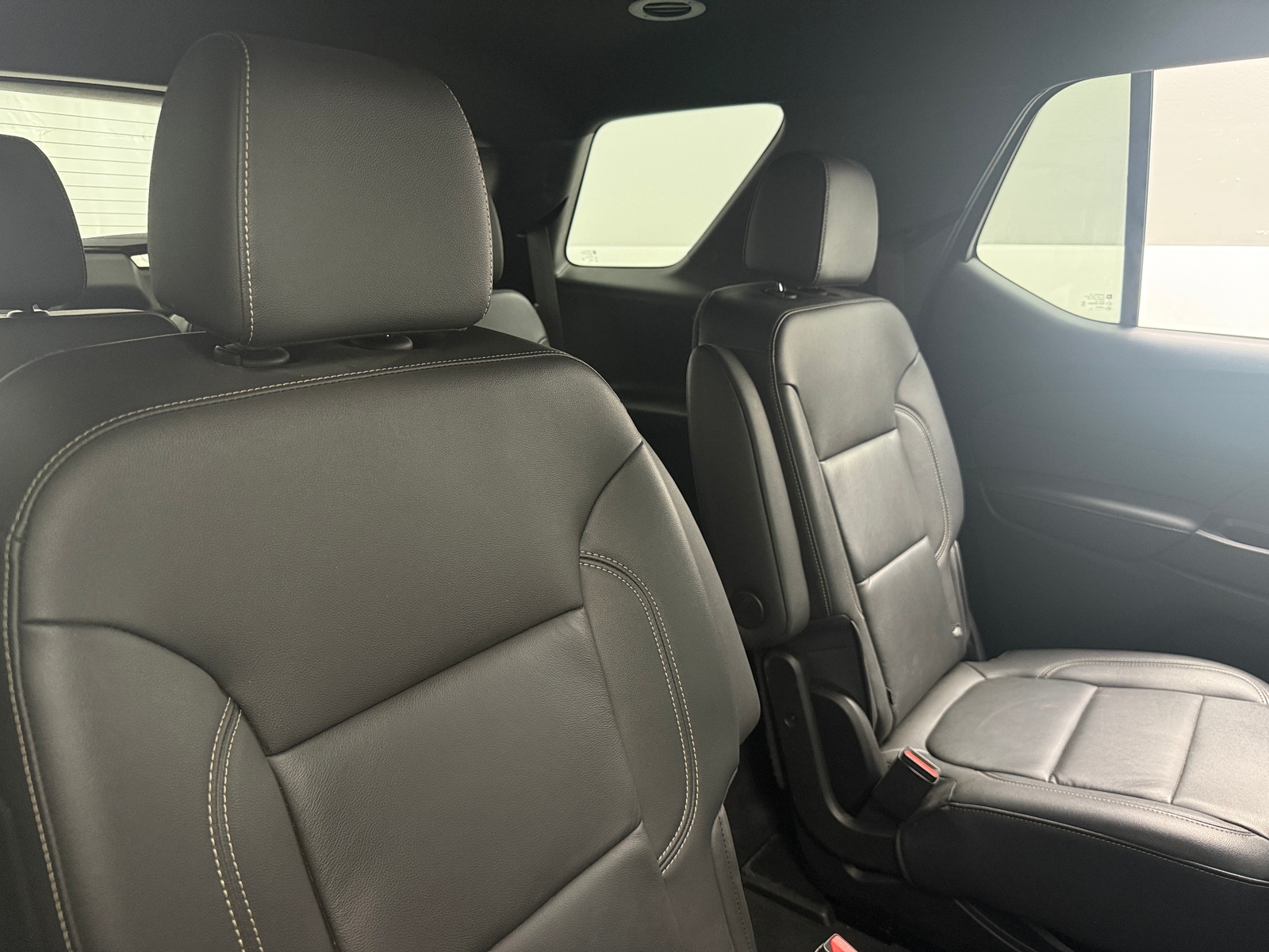 Thumbnail: 2022 Chevrolet Traverse - 5