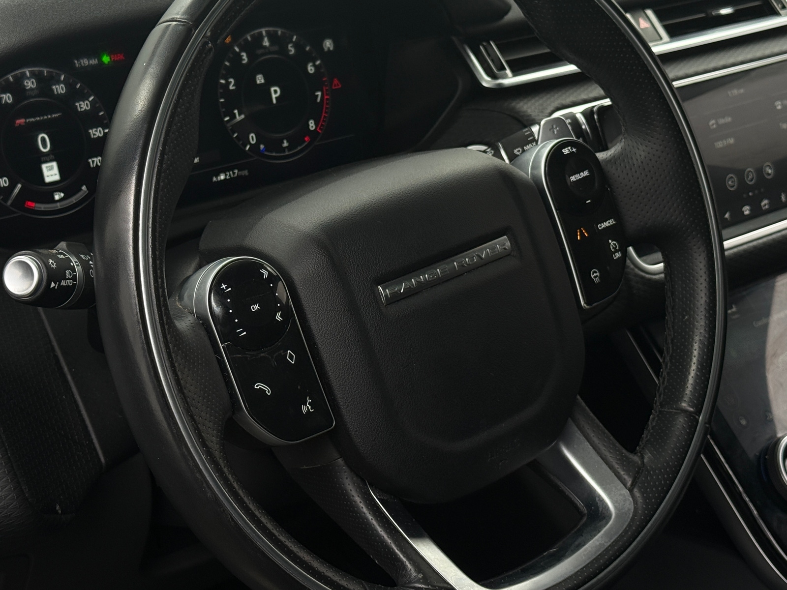 Thumbnail: 2018 Land Rover Range Rover Velar - 4