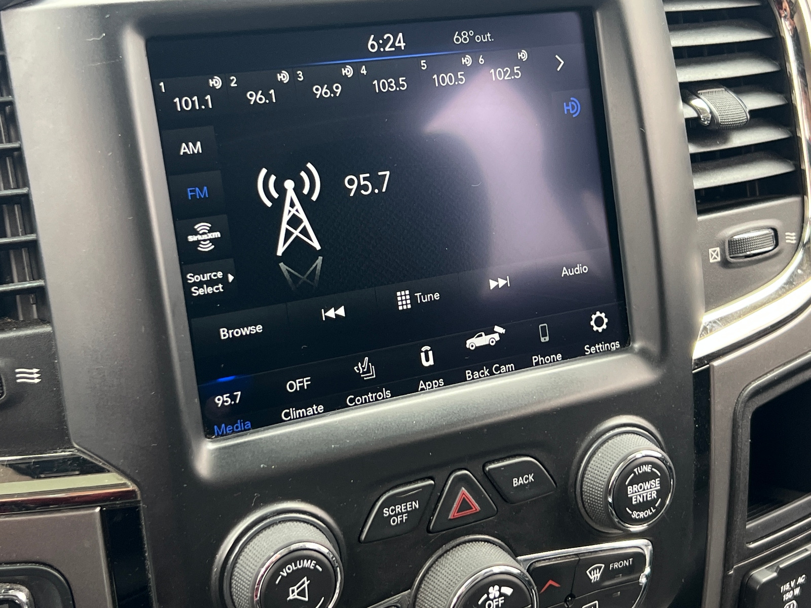 Thumbnail: 2018 RAM 1500 - 3