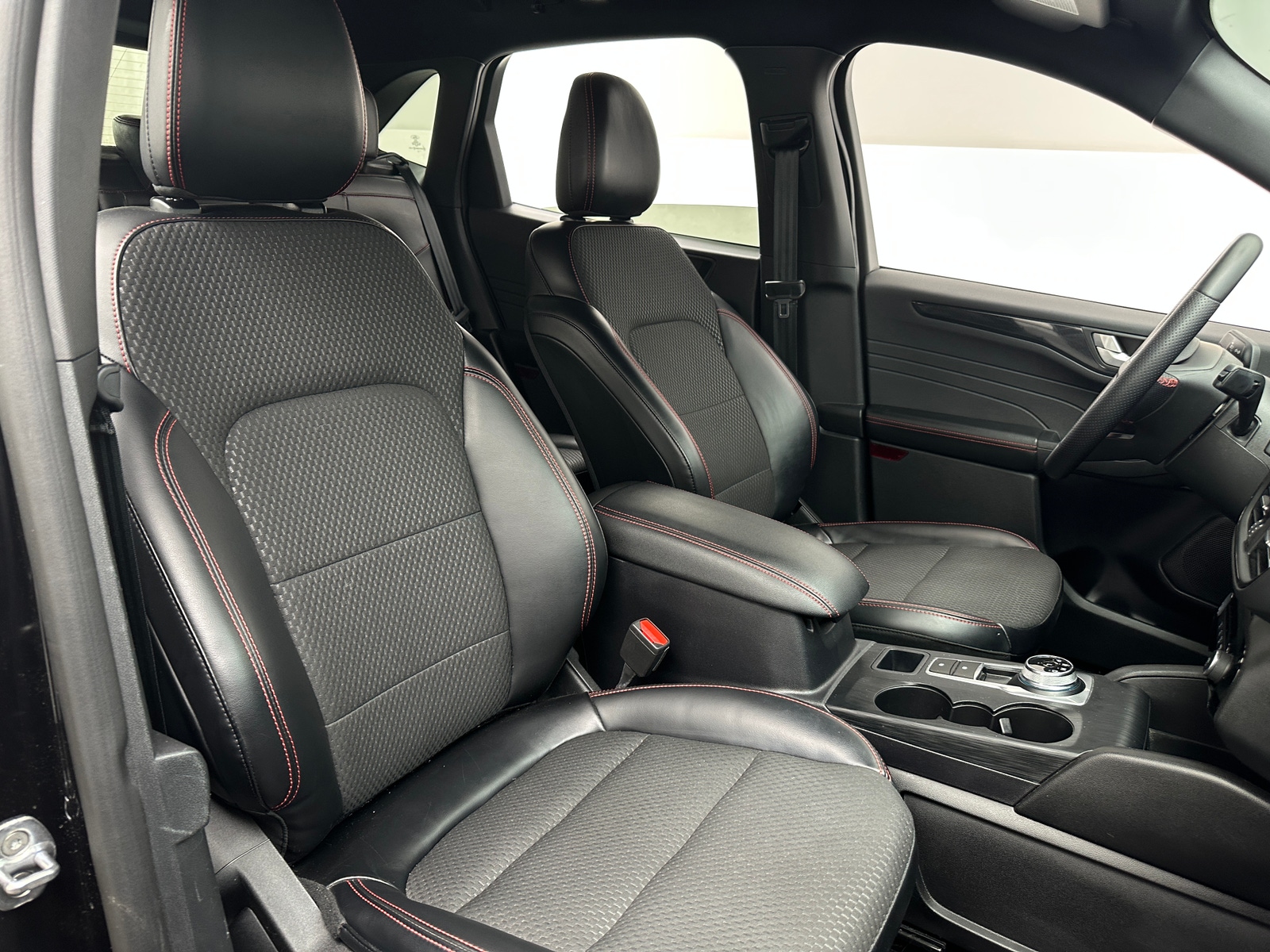 Thumbnail: 2023 Ford Escape - 2