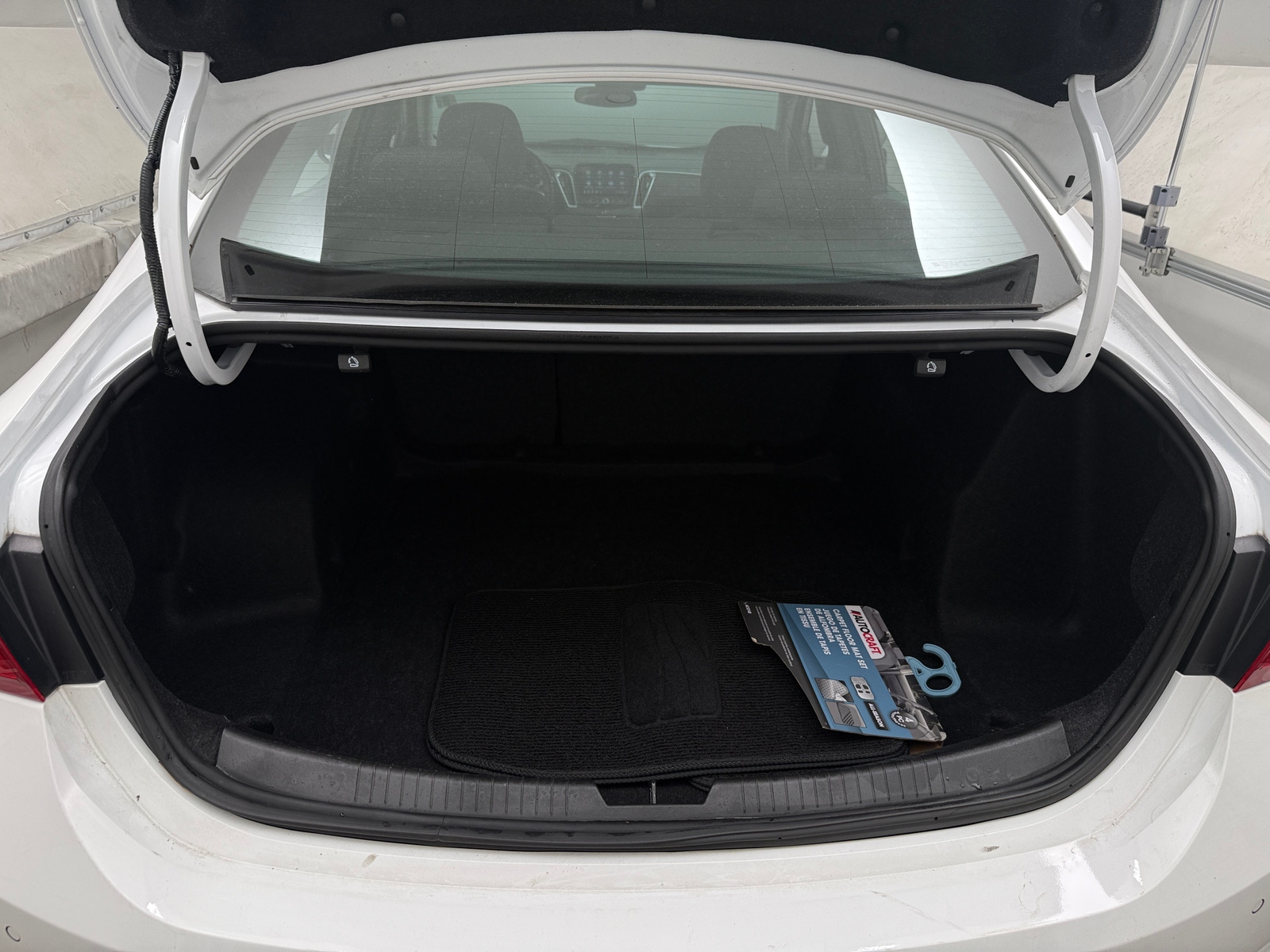 Thumbnail: 2024 Chevrolet Malibu - 7