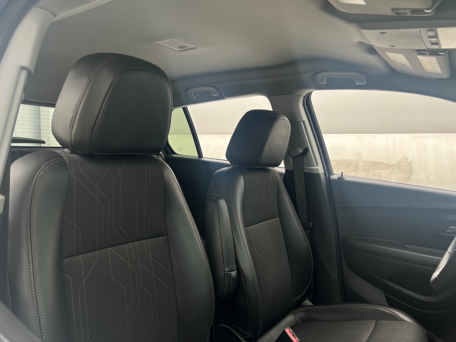 Thumbnail: 2021 Chevrolet Trax - 2