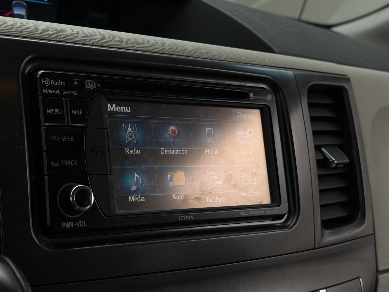 Thumbnail: 2014 Toyota Sienna - 3