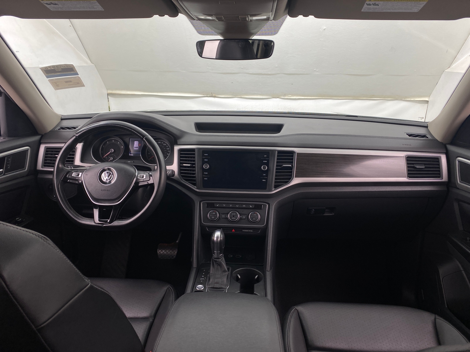 Thumbnail: 2019 Volkswagen Atlas - 2