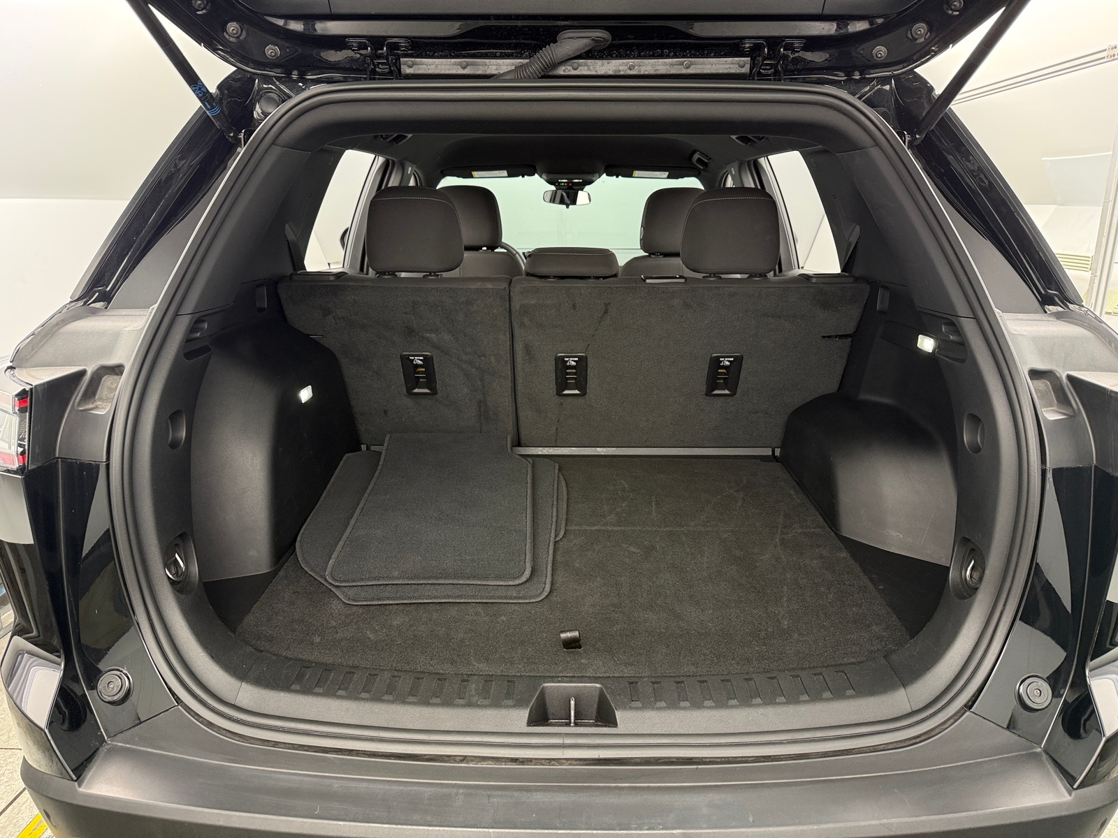 Thumbnail: 2025 Chevrolet Equinox - 7