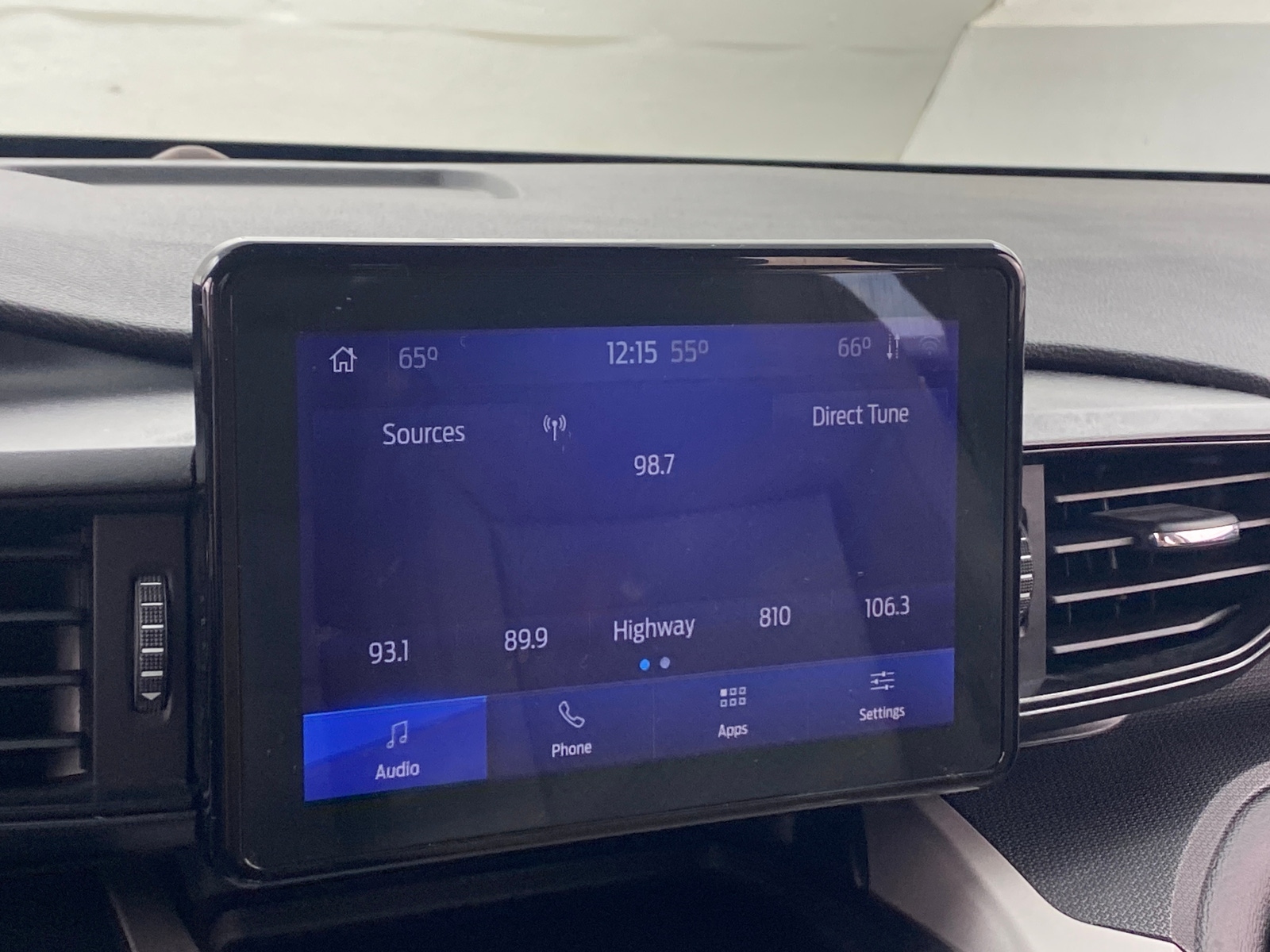 Thumbnail: 2020 Ford Explorer - 4