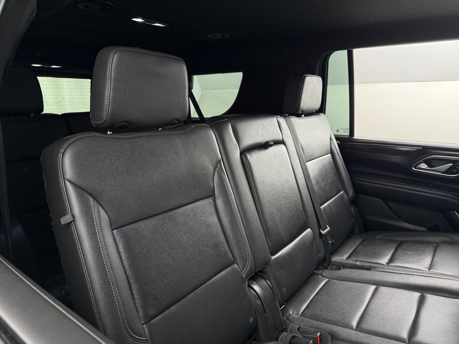 Thumbnail: 2022 Chevrolet Suburban - 5