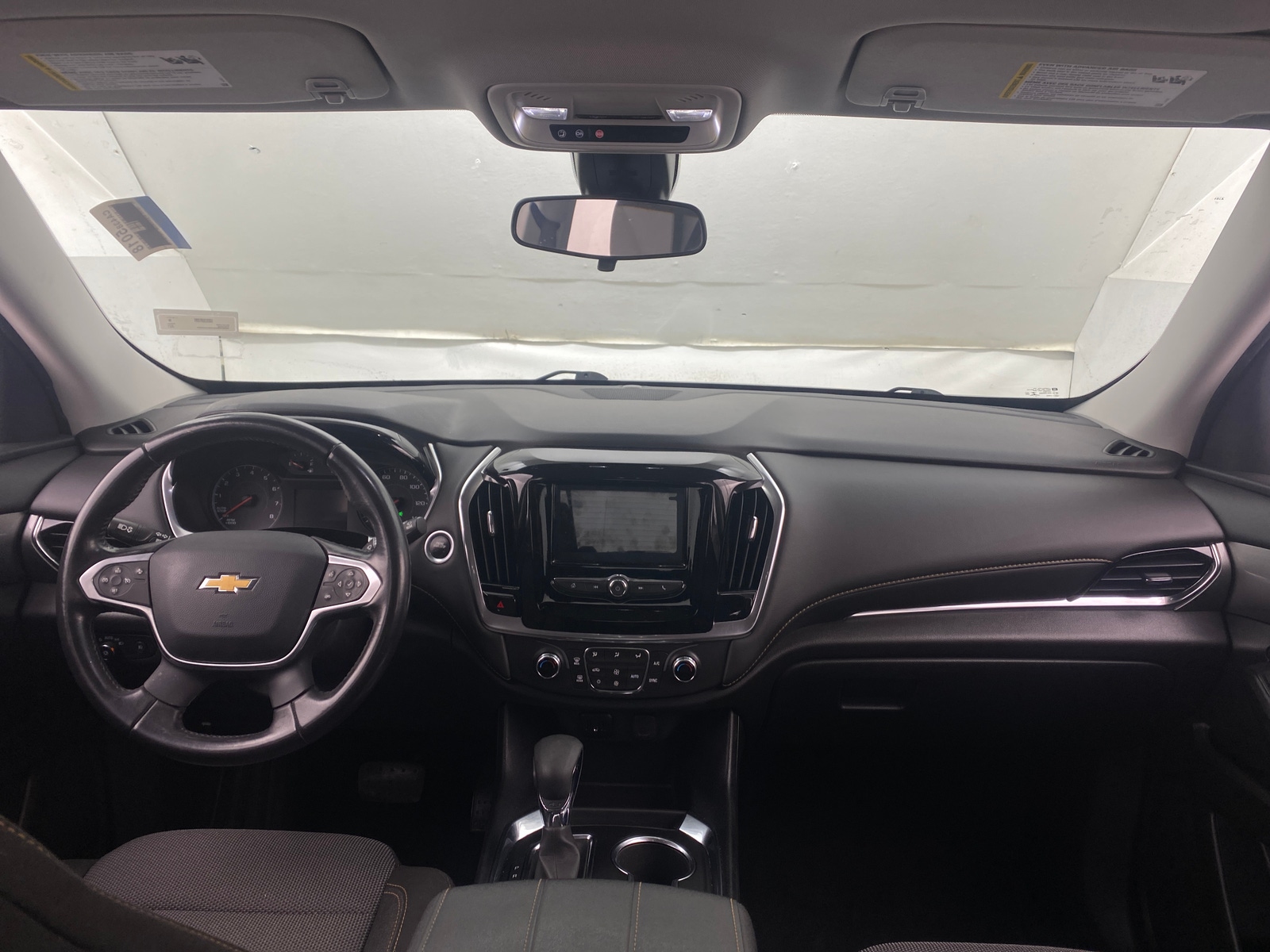 Thumbnail: 2021 Chevrolet Traverse - 3