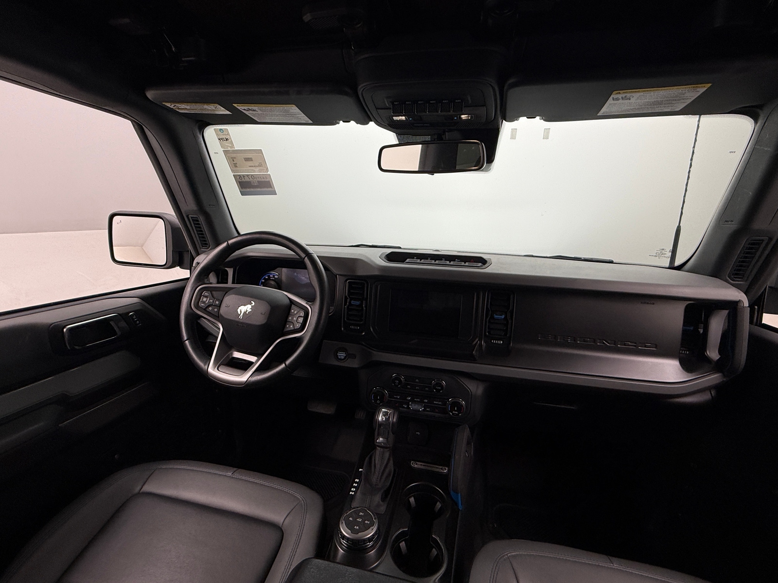 Thumbnail: 2022 Ford Bronco - 3