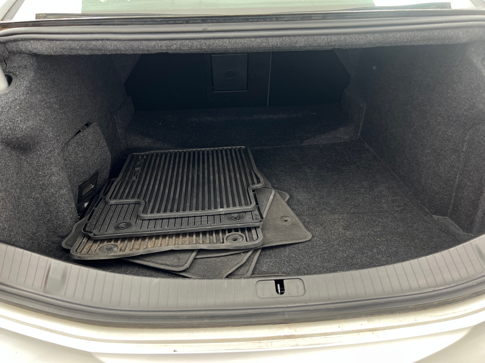 Thumbnail: 2015 Cadillac XTS - 6