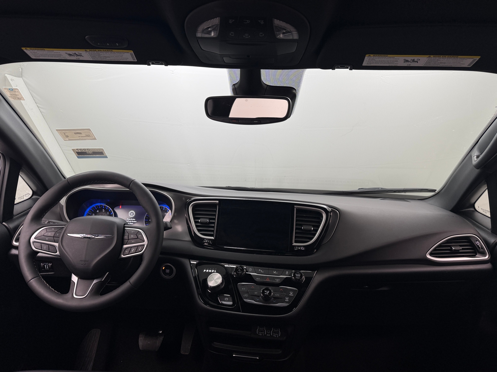 Thumbnail: 2025 Chrysler Pacifica - 2