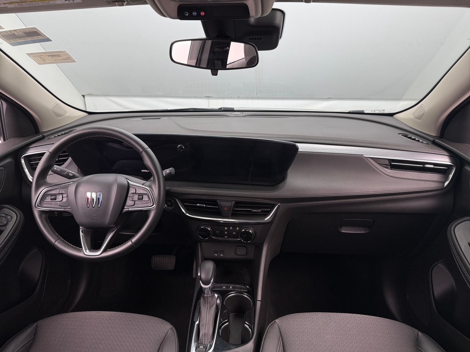 Thumbnail: 2025 Buick Encore GX - 2