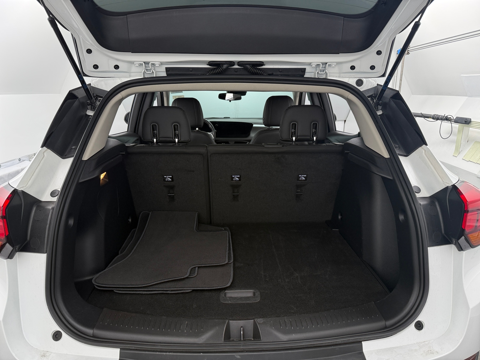 Thumbnail: 2025 Buick Encore GX - 6