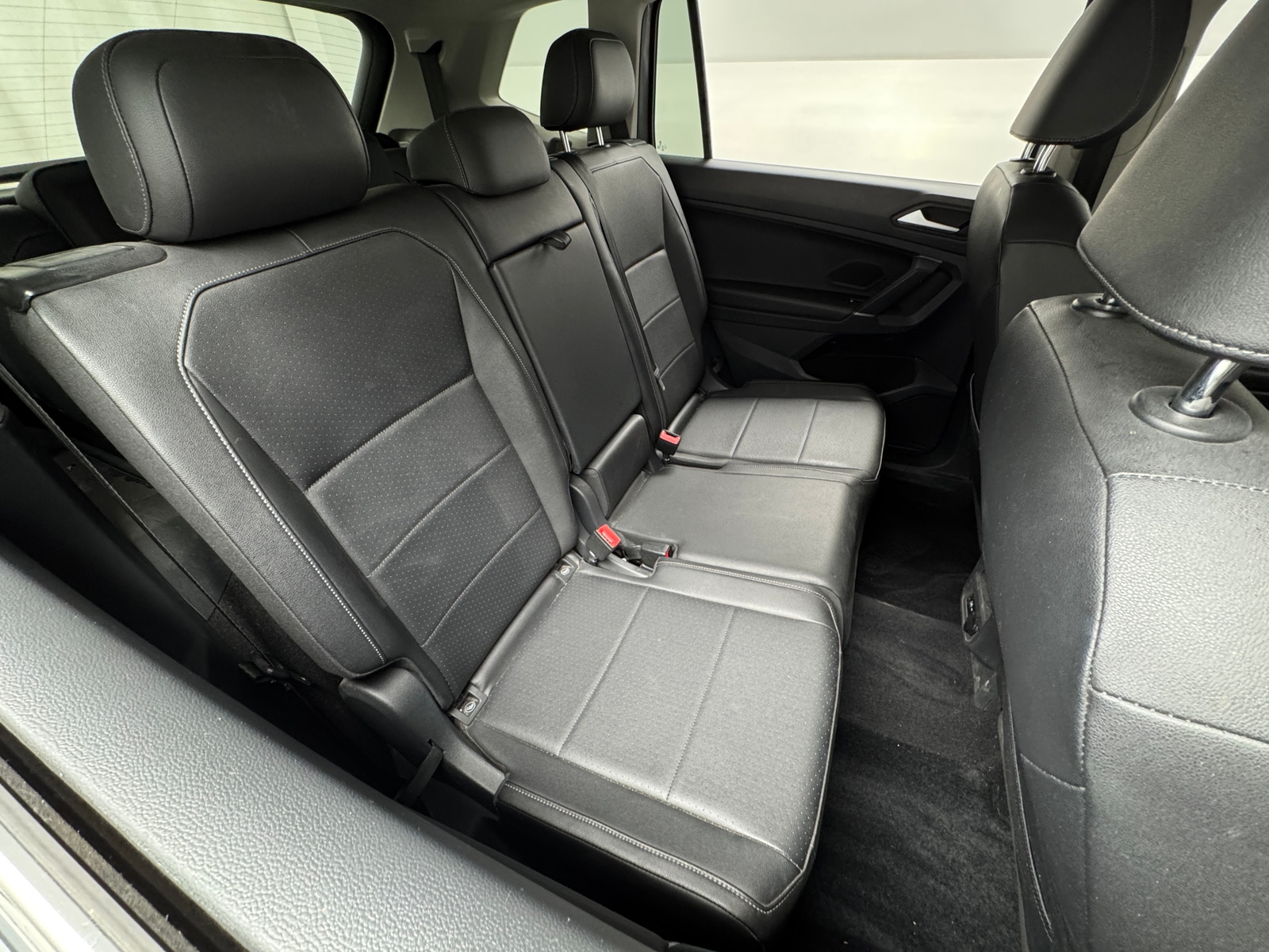 Thumbnail: 2020 Volkswagen Tiguan - 5