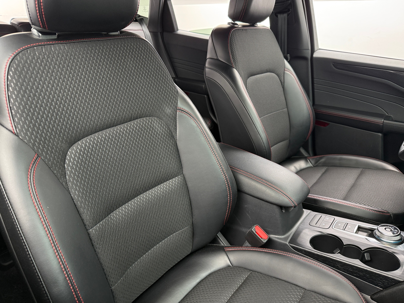 Thumbnail: 2025 Ford Escape - 2