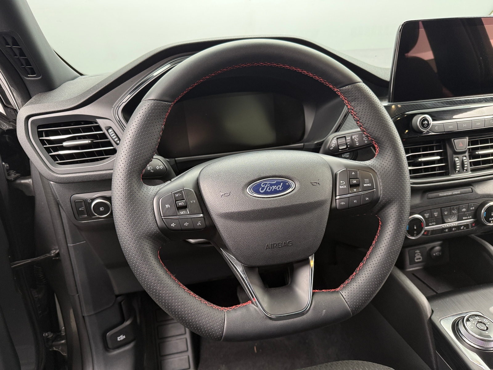 Thumbnail: 2025 Ford Escape - 5