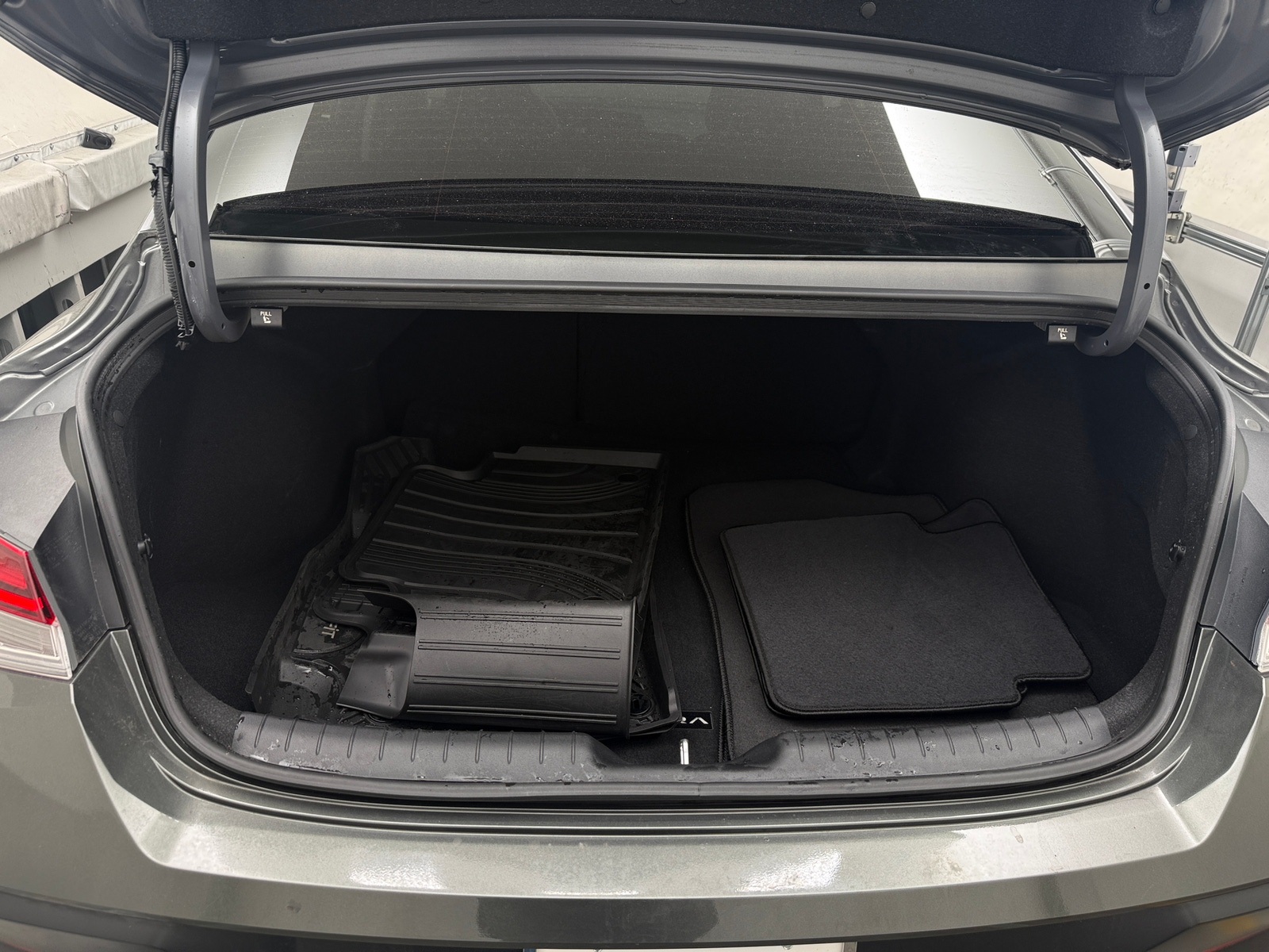 Thumbnail: 2024 Hyundai Elantra - 7