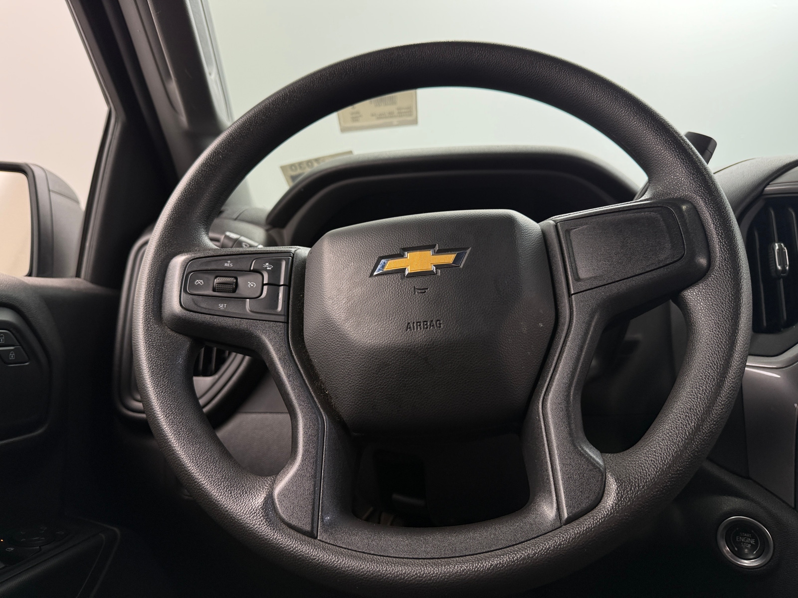Thumbnail: 2022 Chevrolet Silverado 1500 - 5