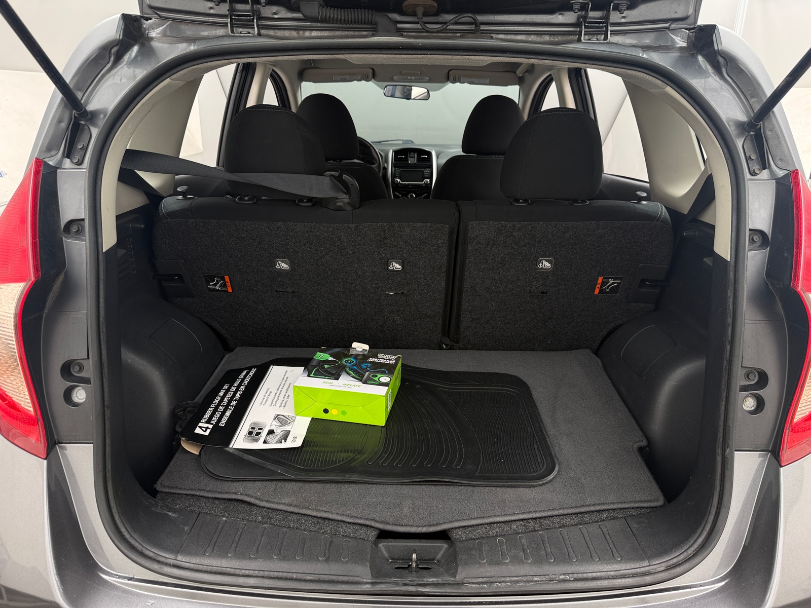 Thumbnail: 2018 Nissan Versa Note - 7