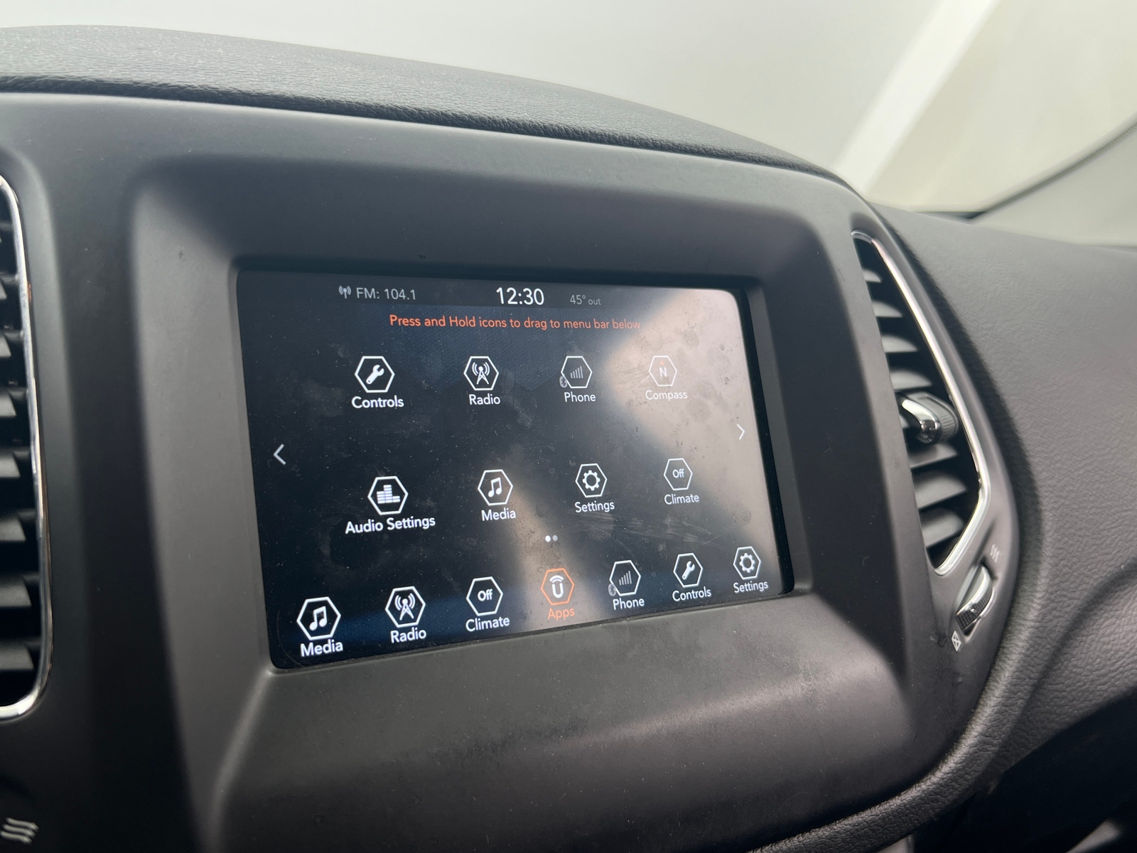 Thumbnail: 2018 Jeep Compass - 4