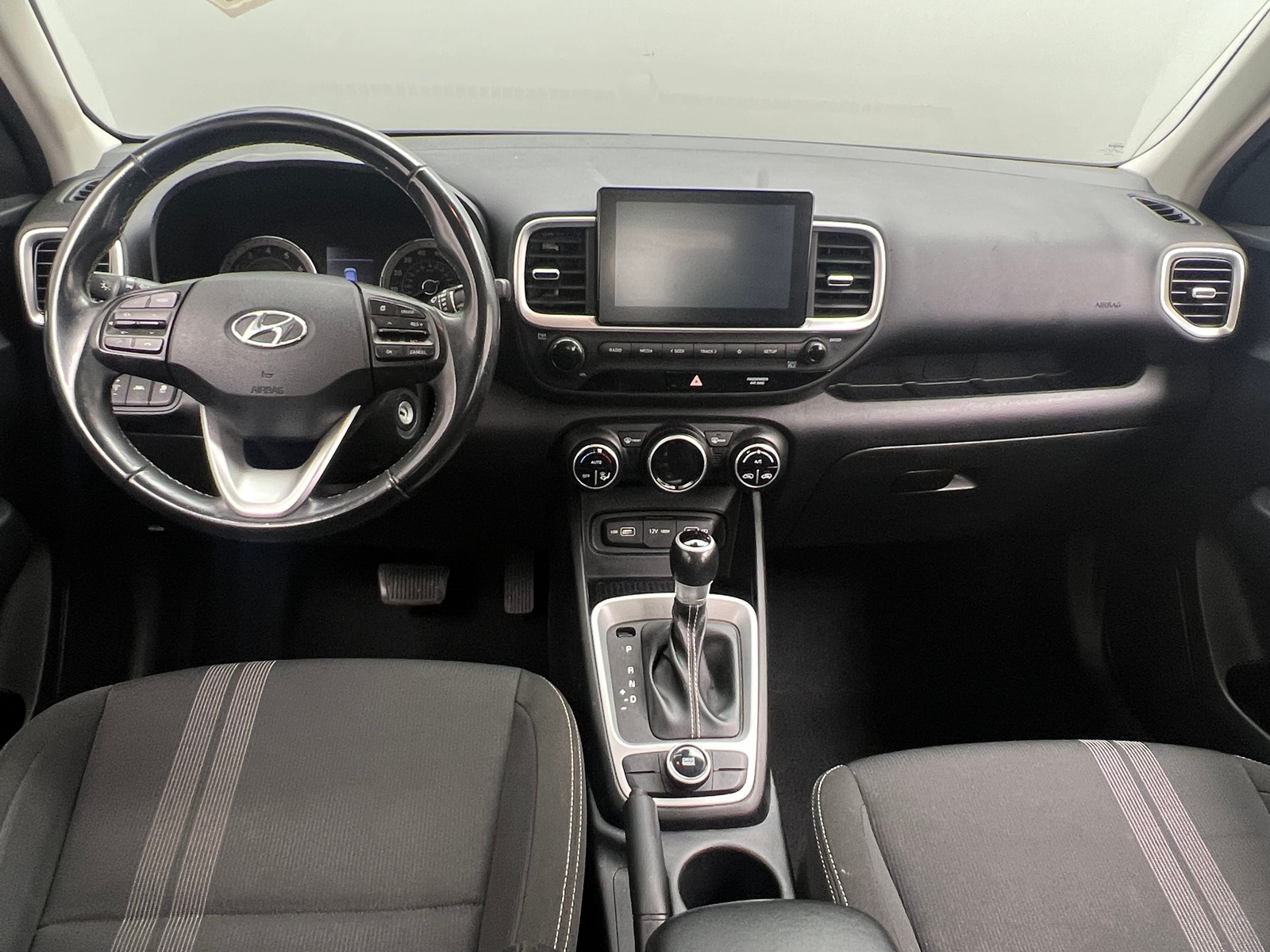 Thumbnail: 2022 Hyundai Venue - 3