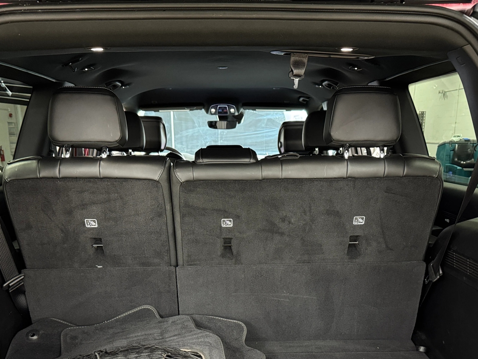 Thumbnail: 2022 Jeep Wagoneer - 6