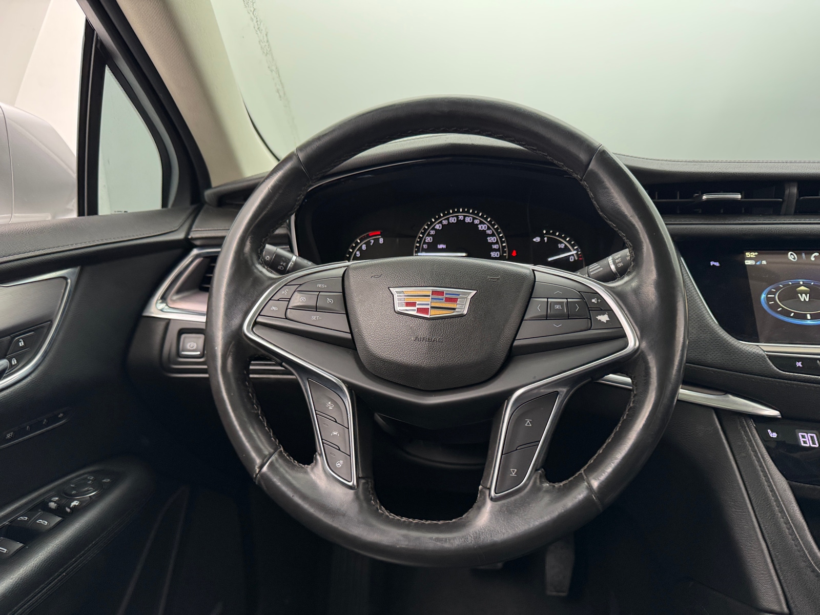 Thumbnail: 2018 Cadillac XT5 - 4