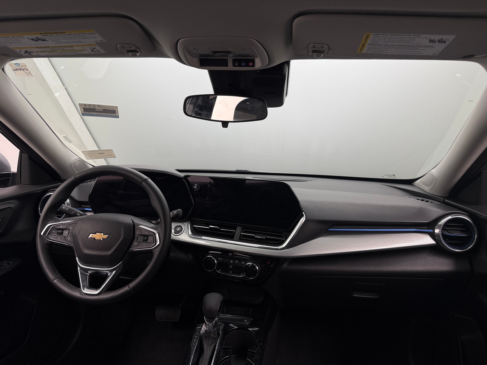 Thumbnail: 2025 Chevrolet Trax - 3