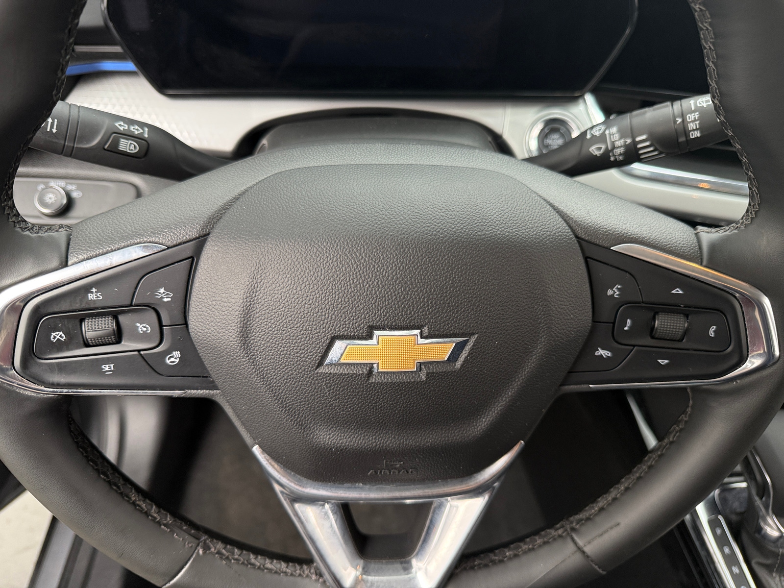 Thumbnail: 2025 Chevrolet Trax - 5