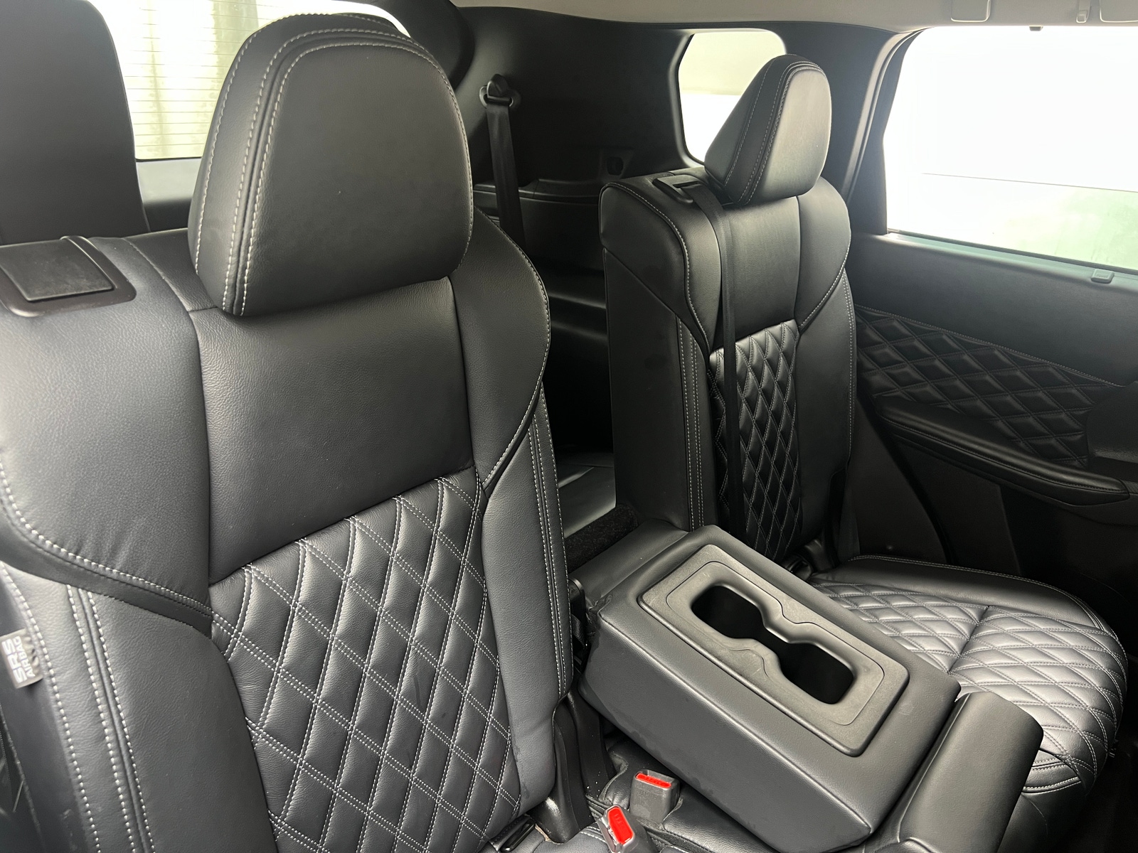 Thumbnail: 2023 Mitsubishi Outlander - 5