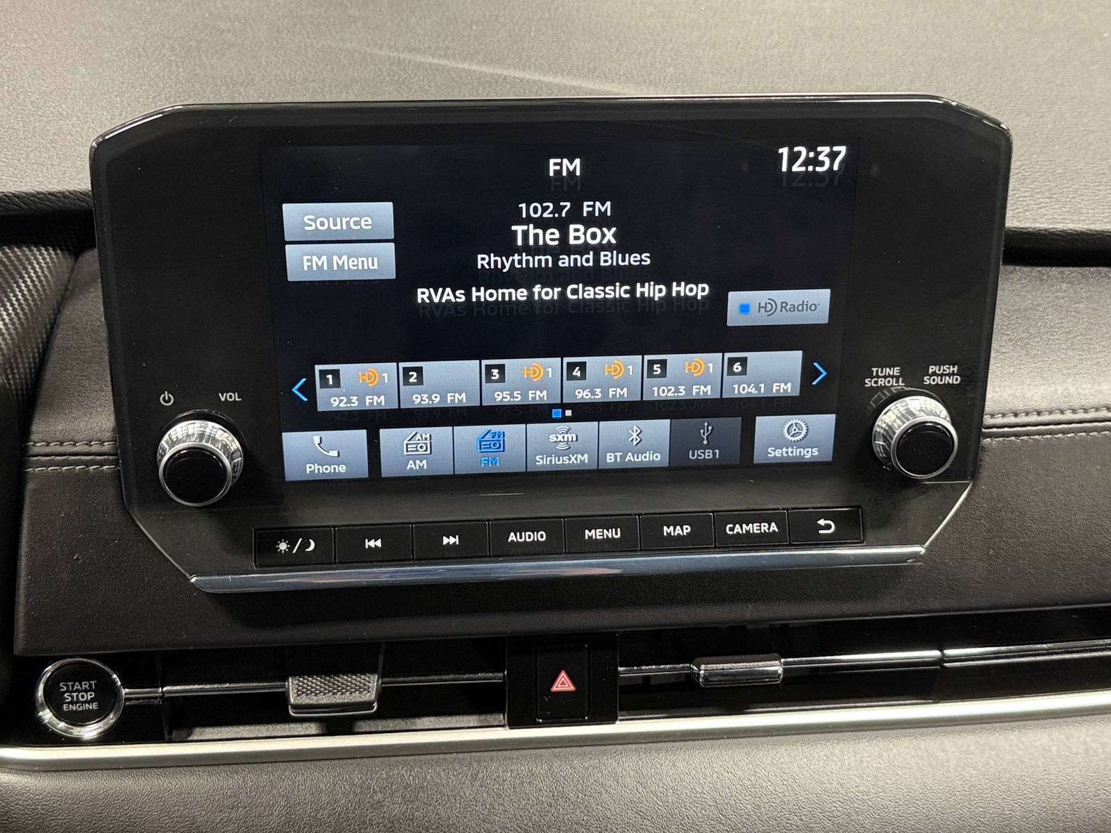 Thumbnail: 2023 Mitsubishi Outlander - 3