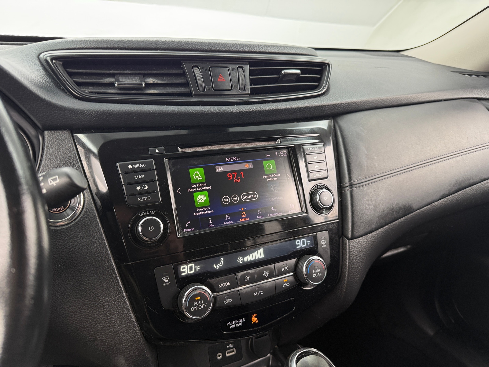 Thumbnail: 2018 Nissan Rogue - 3