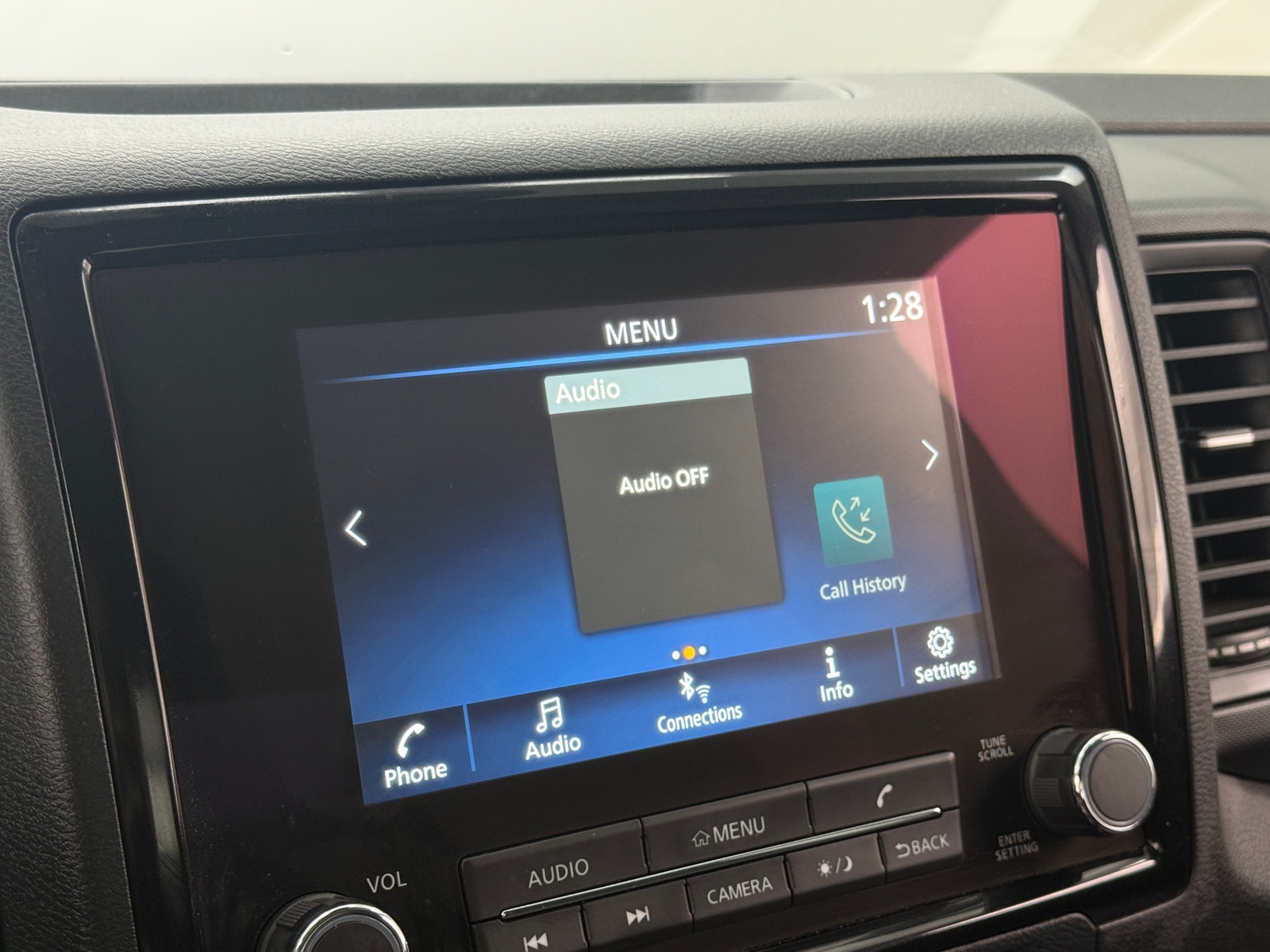 Thumbnail: 2022 Nissan Frontier - 4