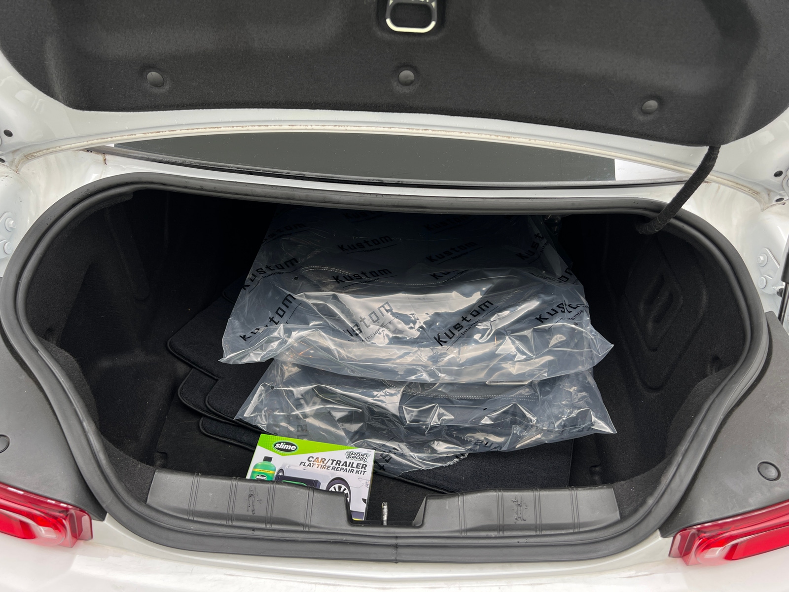 Thumbnail: 2019 Chevrolet Camaro - 5