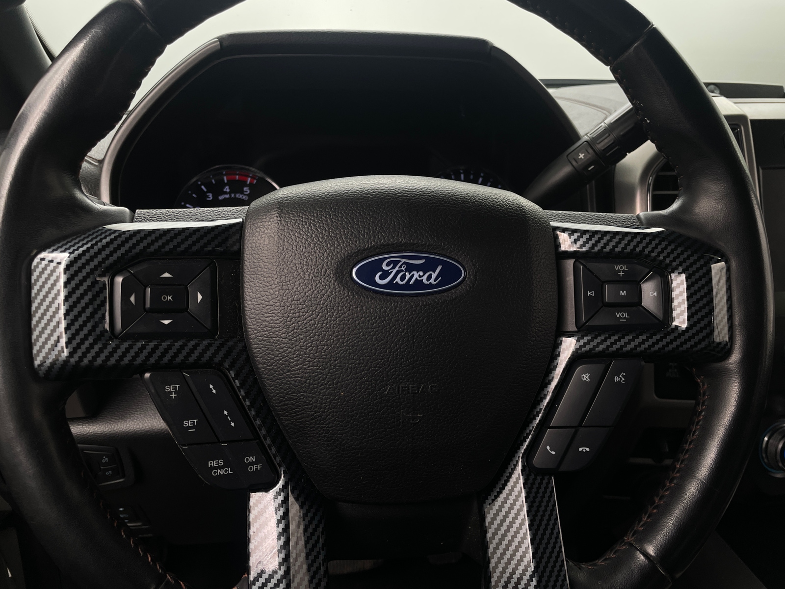 Thumbnail: 2020 Ford Econoline - 4