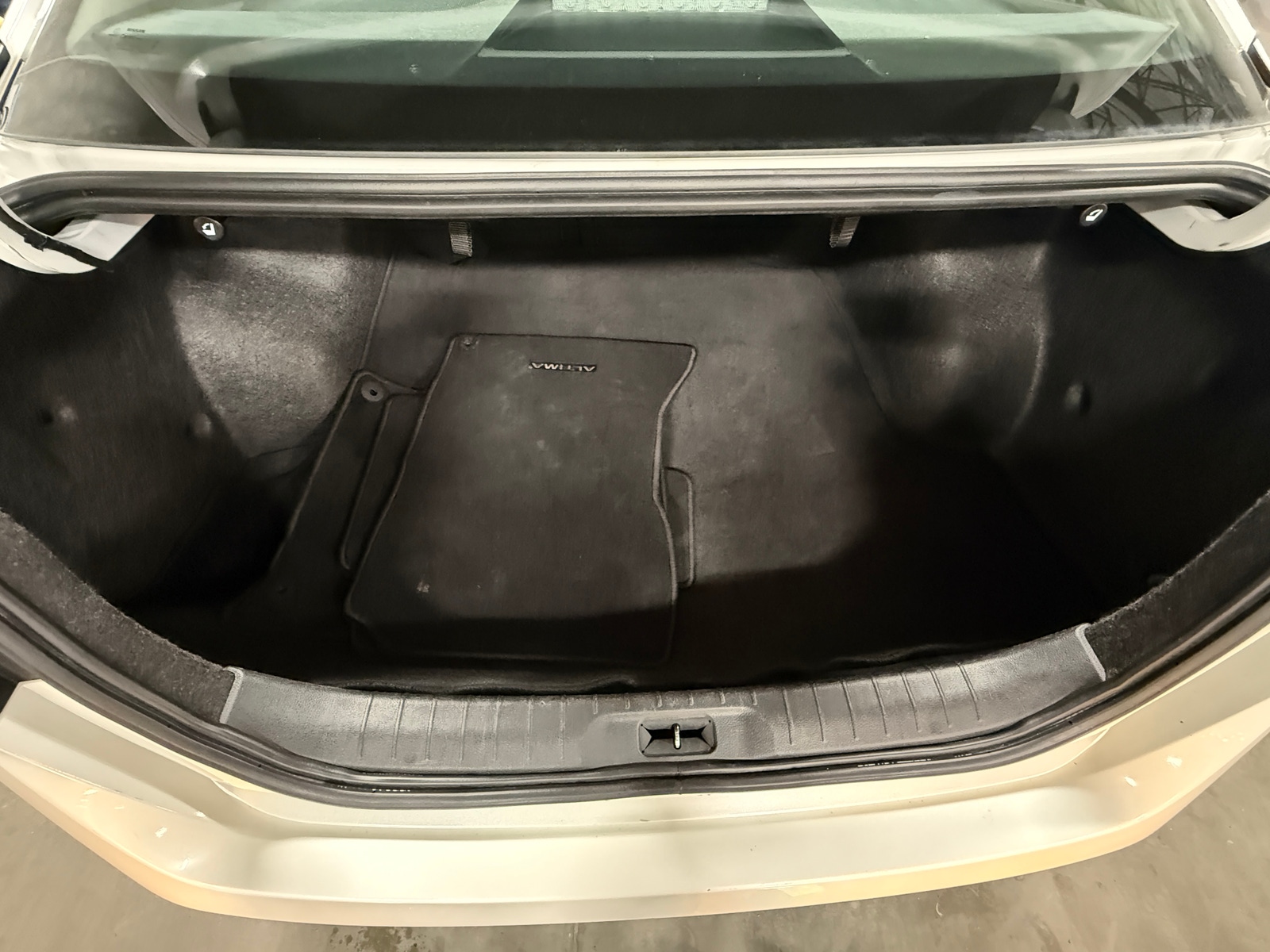 Thumbnail: 2024 Nissan Altima - 7