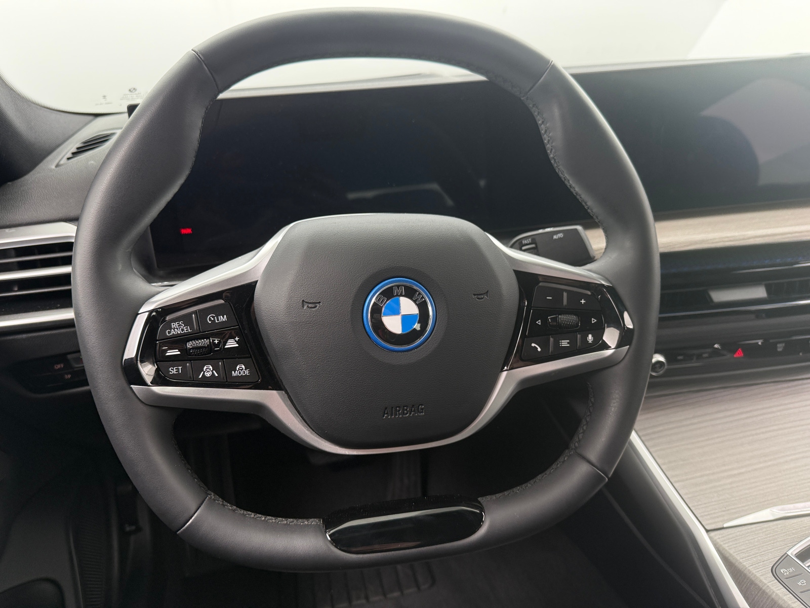 Thumbnail: 2025 BMW i4 - 4