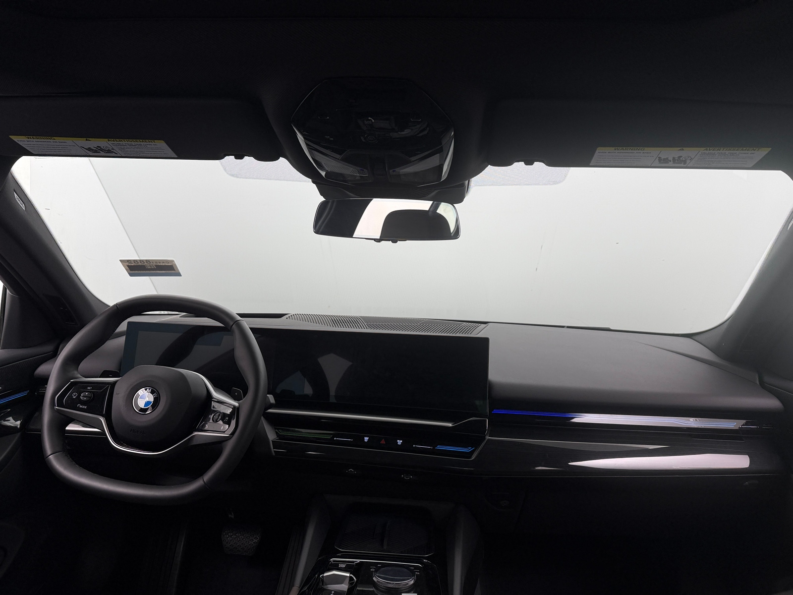 Thumbnail: 2026 BMW 5 Series - 2