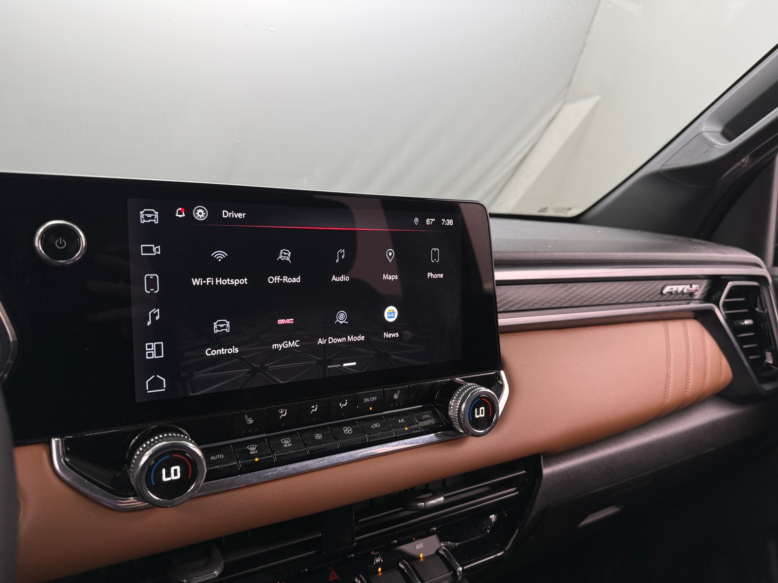 Thumbnail: 2024 GMC Canyon - 4