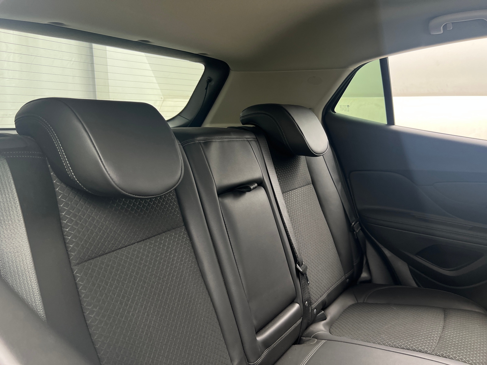 Thumbnail: 2022 Buick Encore - 6