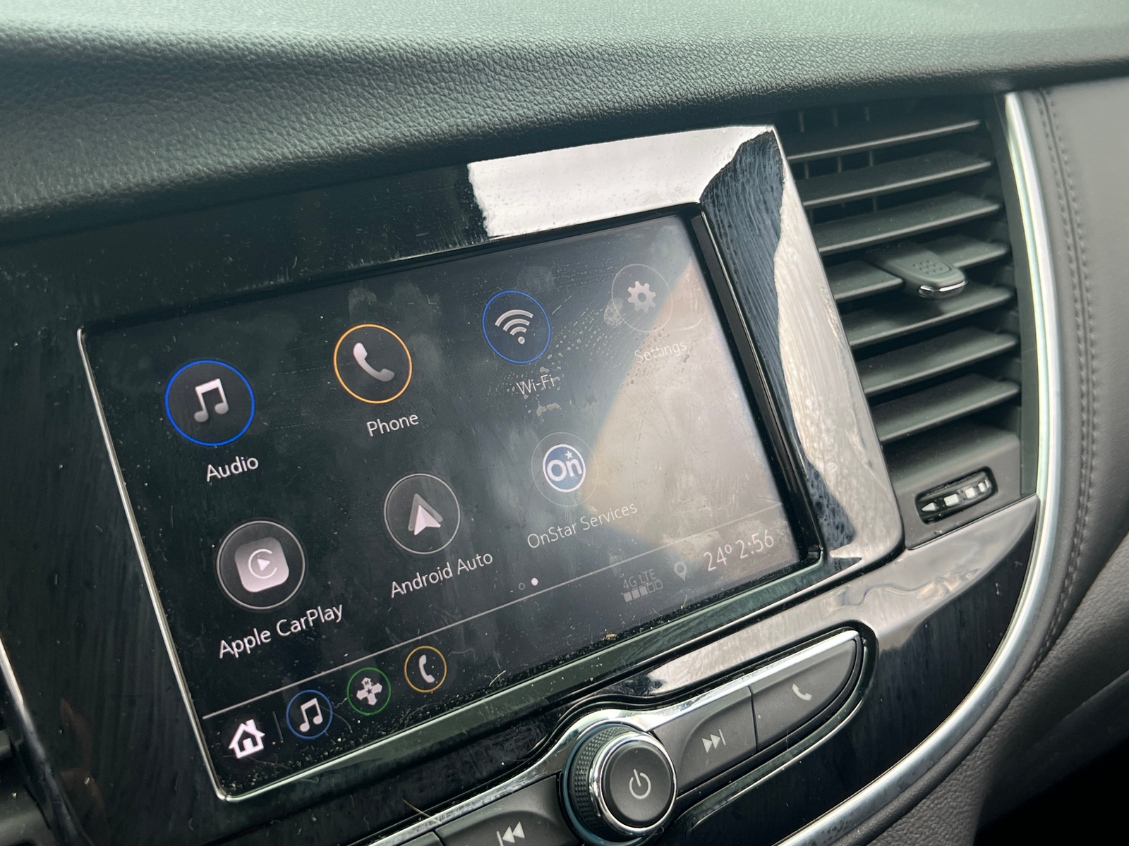 Thumbnail: 2022 Buick Encore - 4